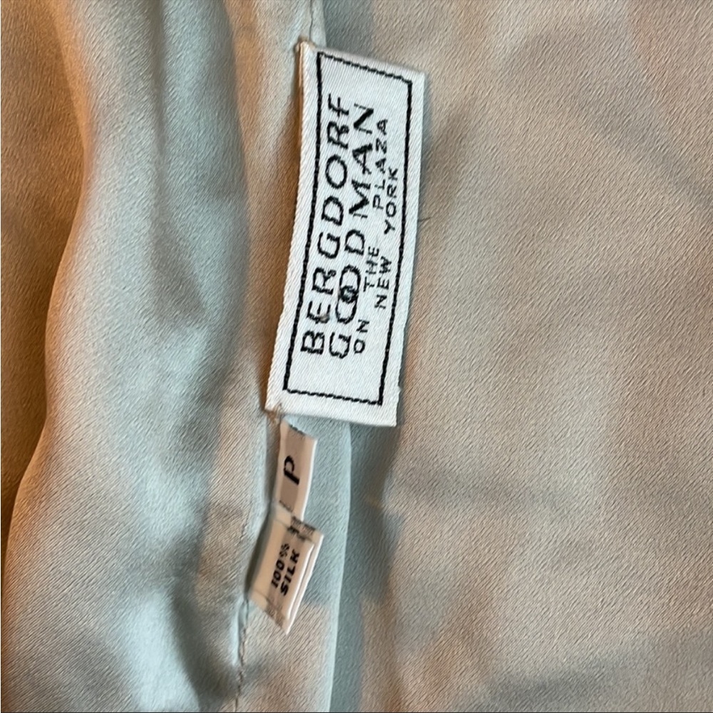 Bergdorf Goodman shirt size Petit